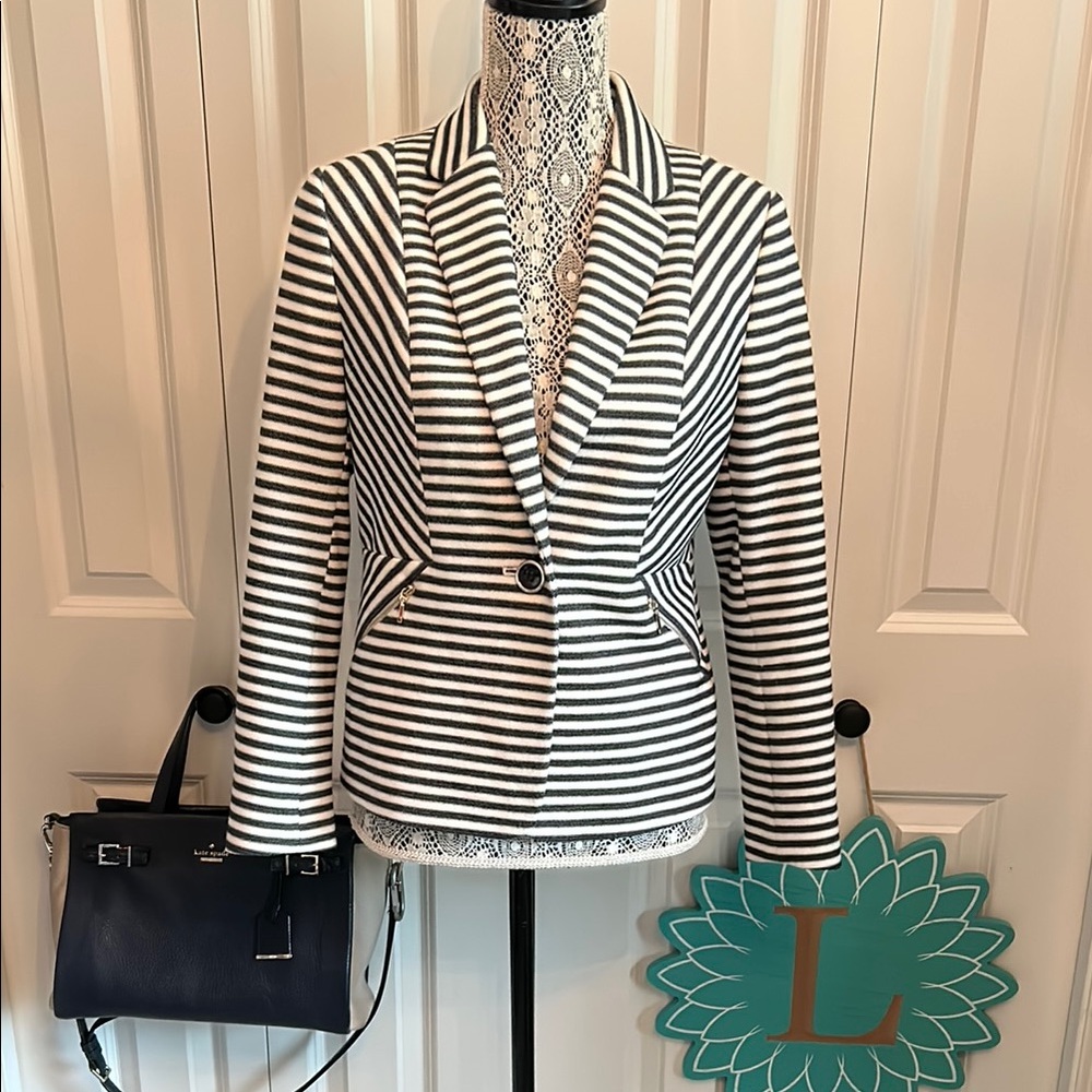 White and Dark Blue striped Blazer with great lines